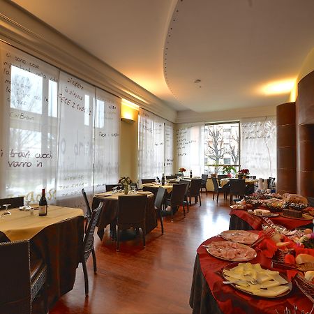 Residence Hotel Torino Uno Eksteriør billede