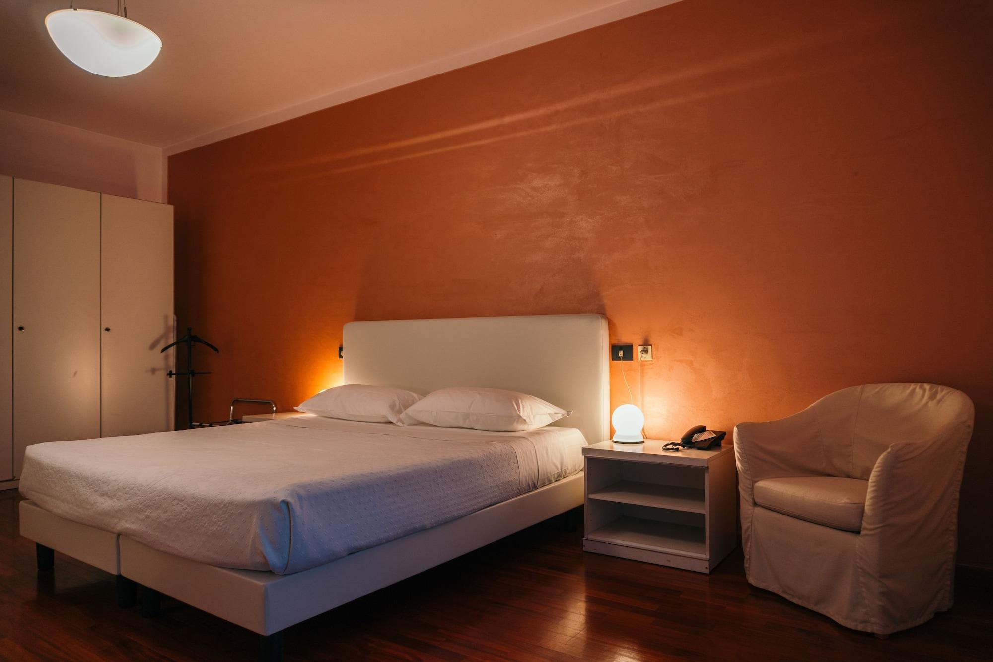 Residence Hotel Torino Uno Eksteriør billede