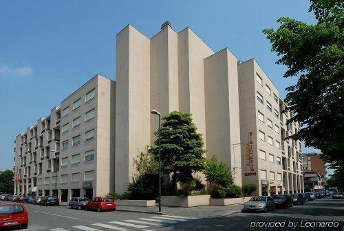 Residence Hotel Torino Uno Eksteriør billede