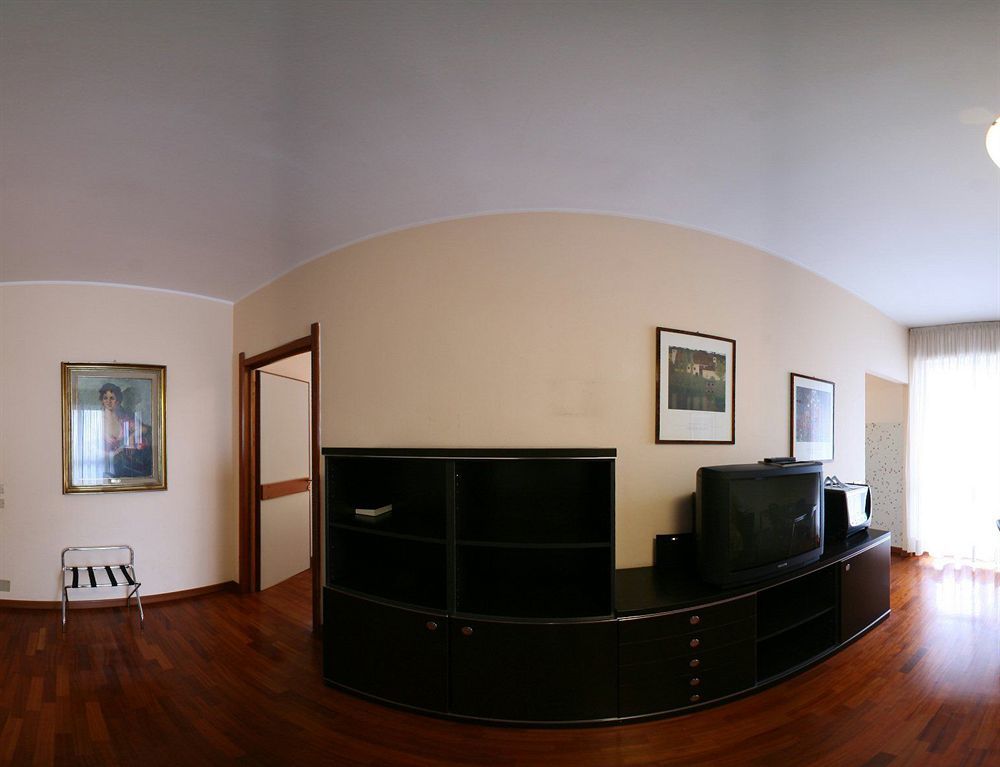 Residence Hotel Torino Uno Eksteriør billede