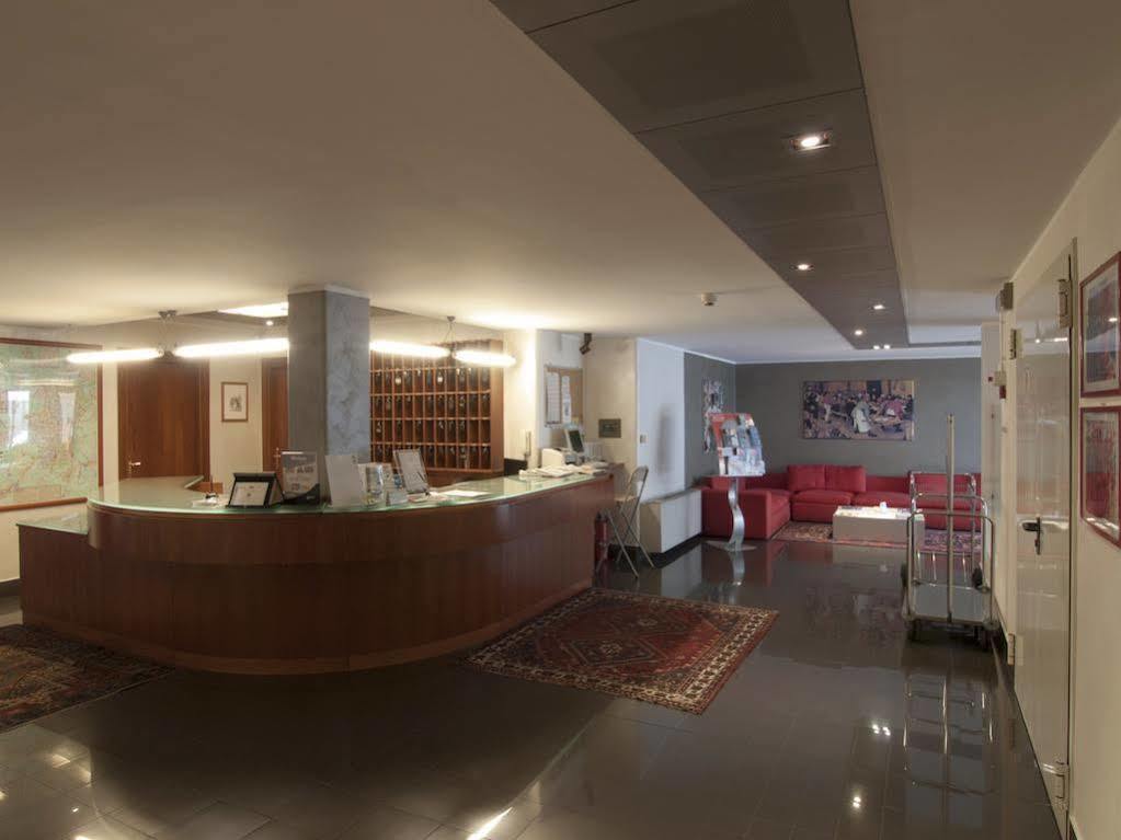 Residence Hotel Torino Uno Eksteriør billede