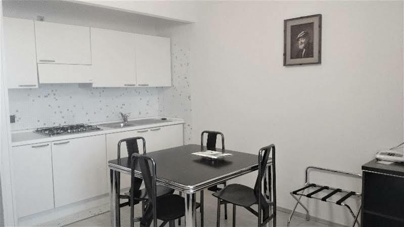Residence Hotel Torino Uno Eksteriør billede